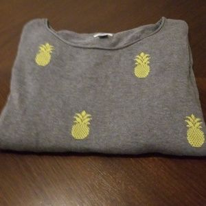 XL Old Navy pineapple sweater